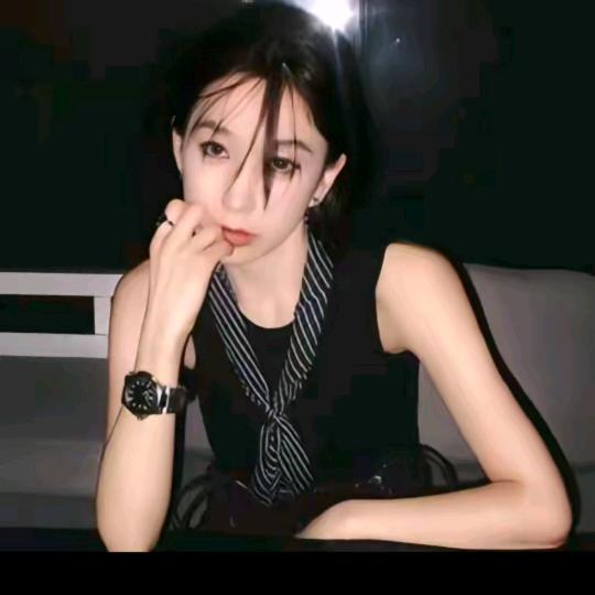 马玉星💞精致穿搭