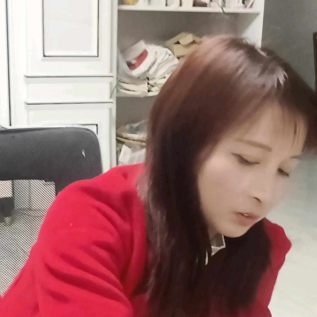 心中的苦对谁说