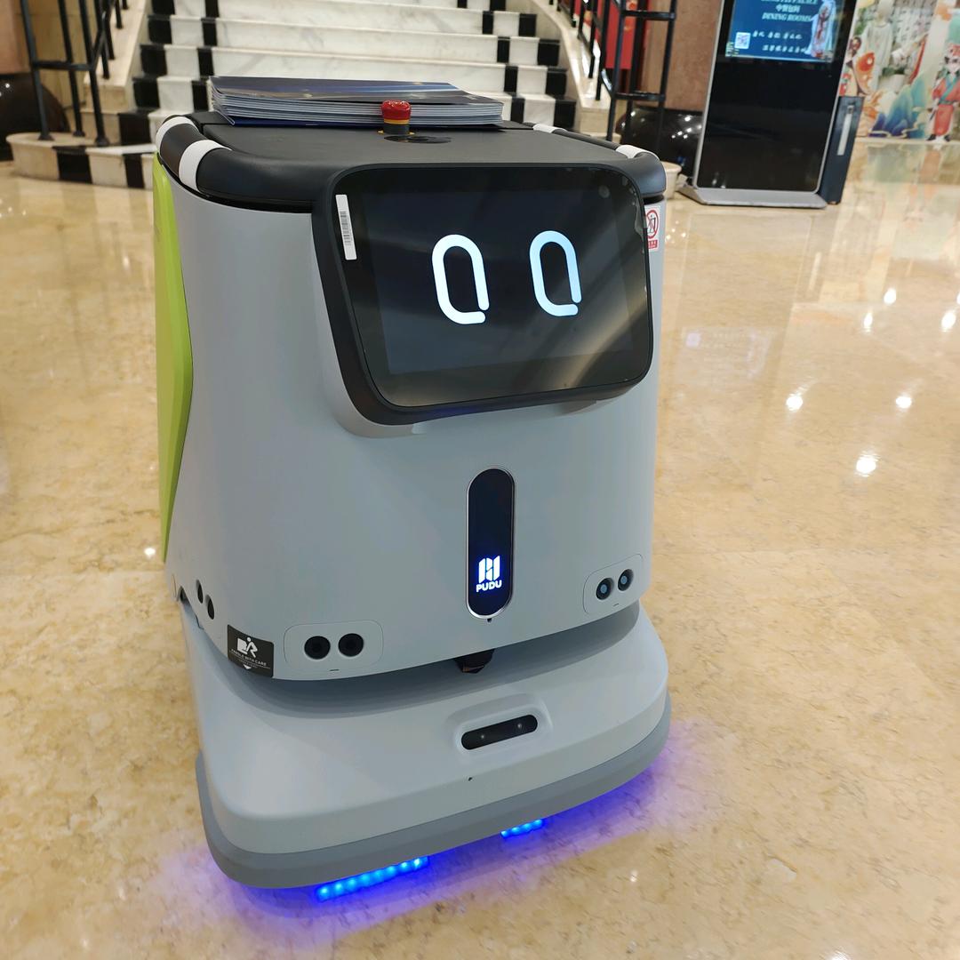 智能清洁研究所-小李