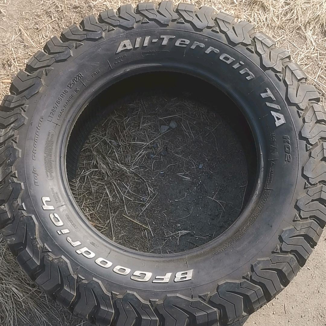 越野轮胎拆车基地