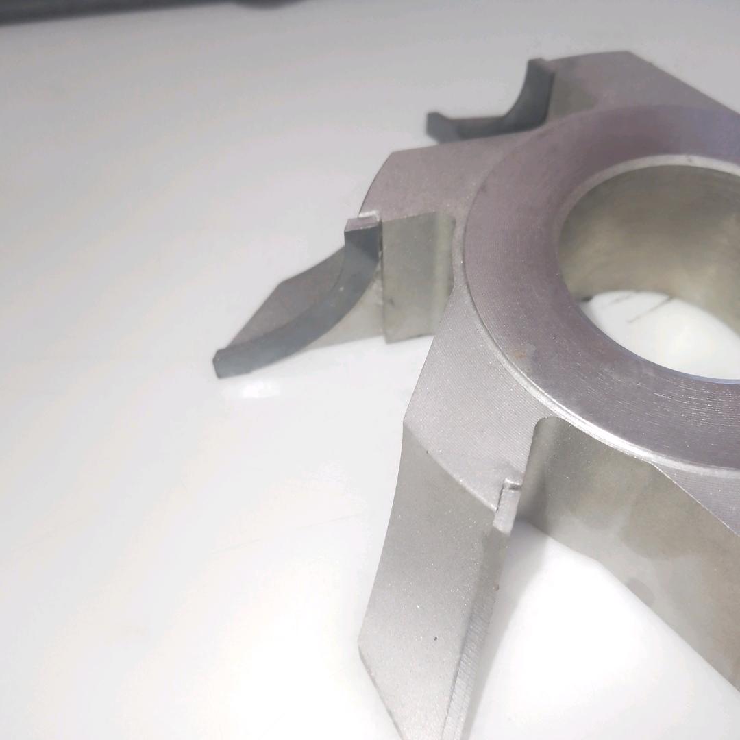 阳光照耀