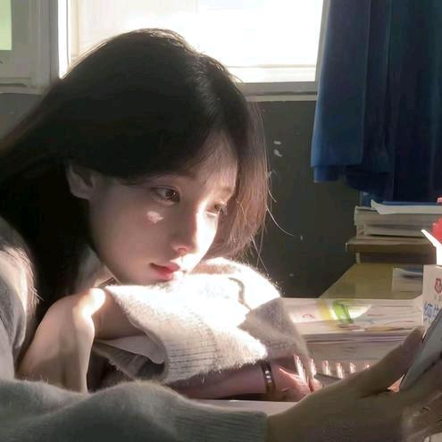 （小胖妞💘夫人）