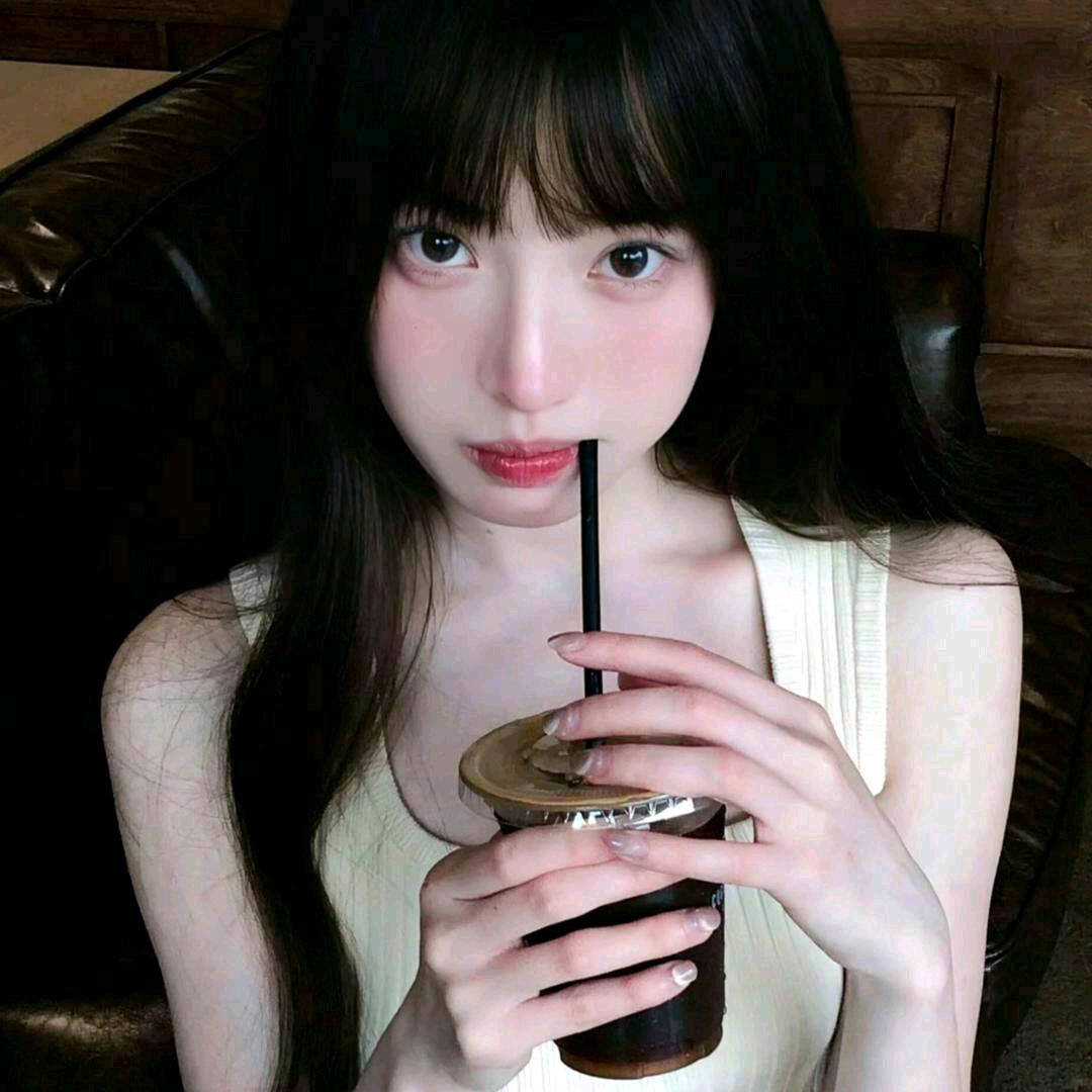 荔枝小糕.