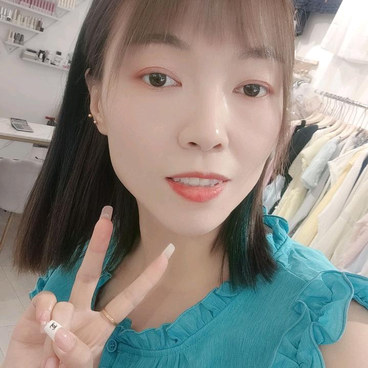 💋bloom花开时尚女装