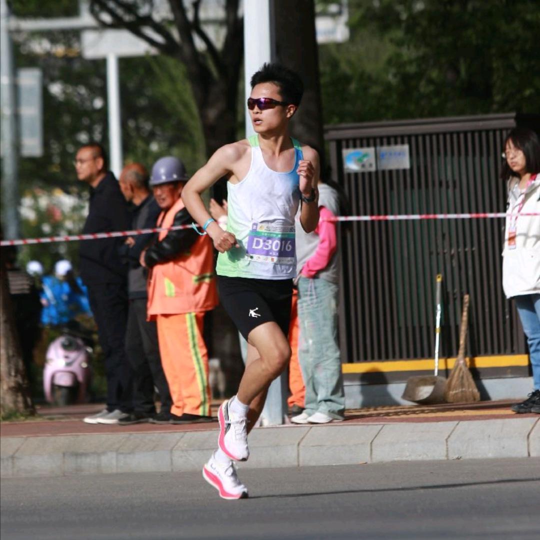 凡凡再跑快一点