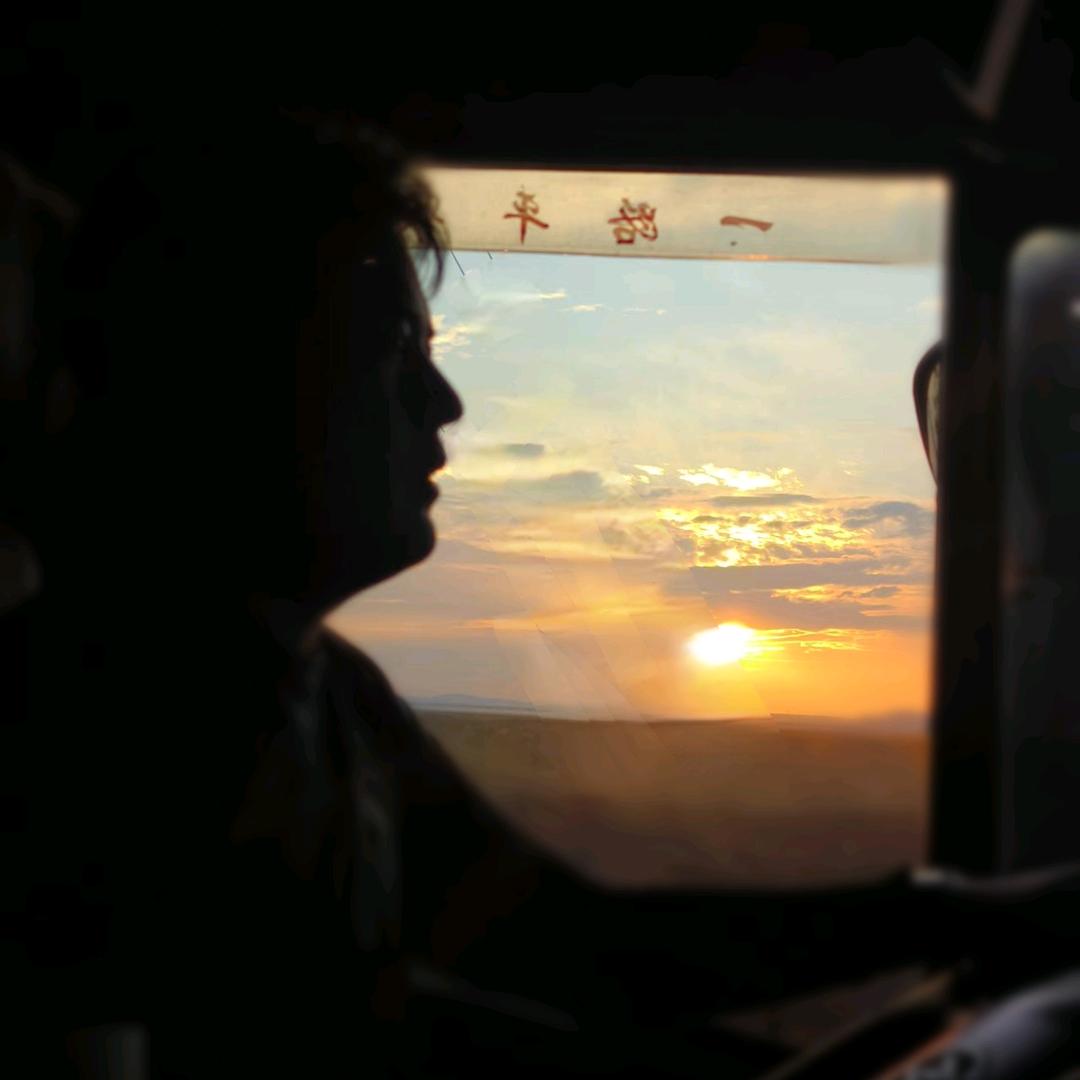 清风拂云去☁️