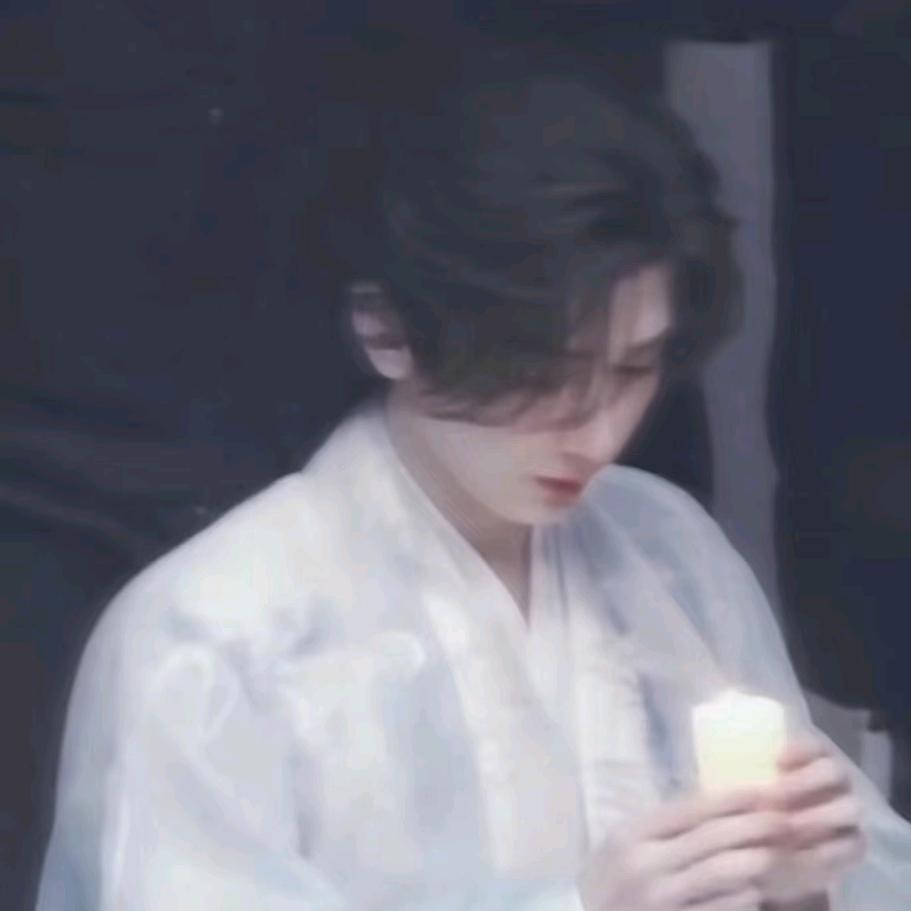 淇淇子头像