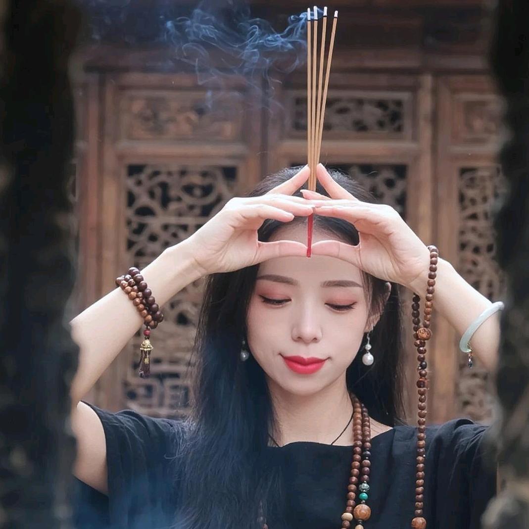 家有二百万🌹🌹🌹