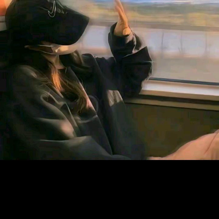 后面走进去