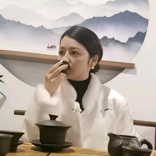 尼日利亚小龙女（龙之家国际酒店）