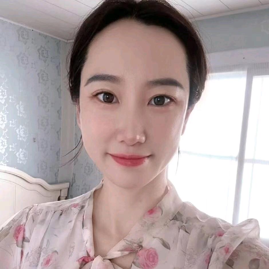 小老板娘🌹沿路