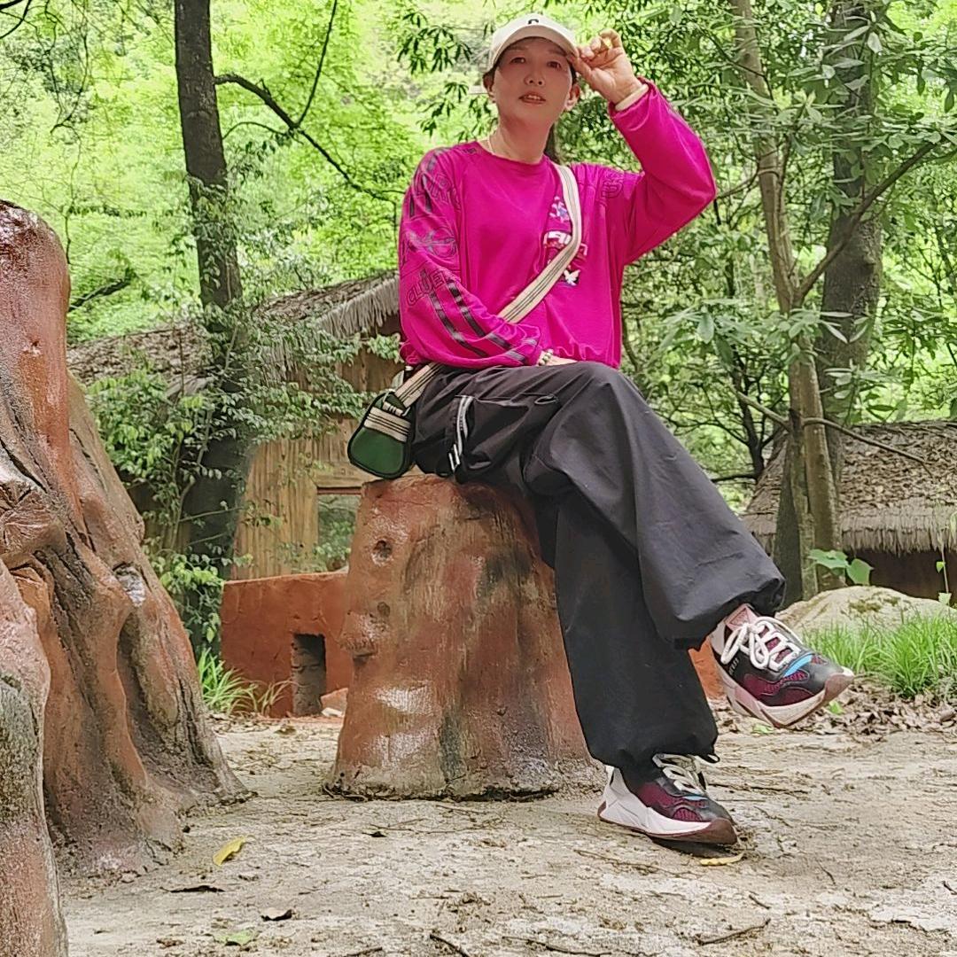 披肩女神