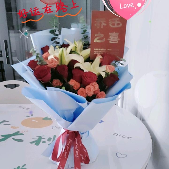 云    与    海