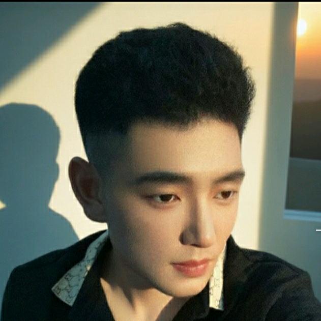 藏族男孩