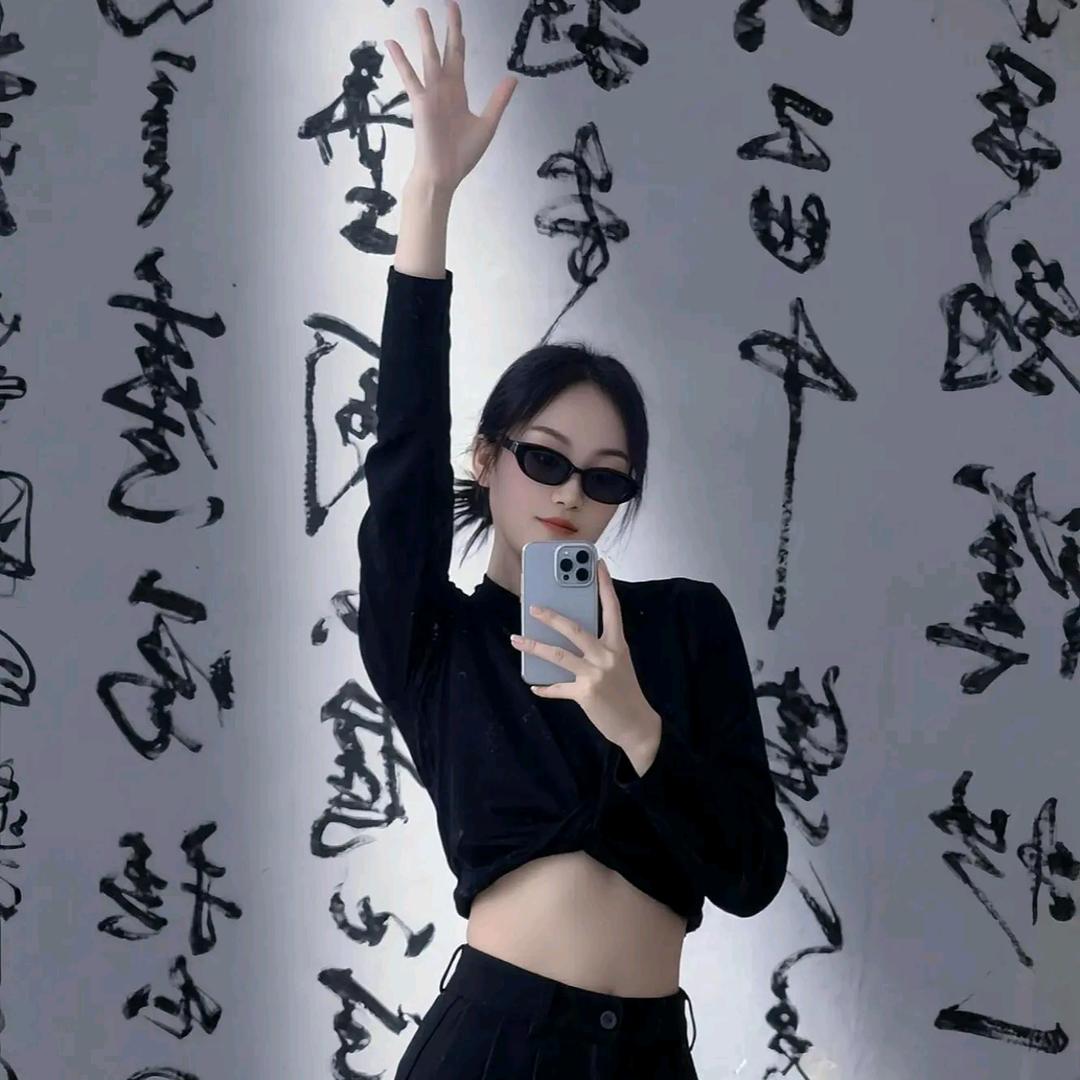 美美美~华子🌸🌸