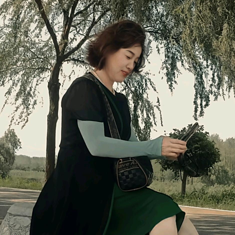 忕佪
