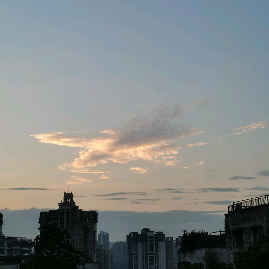 刘天