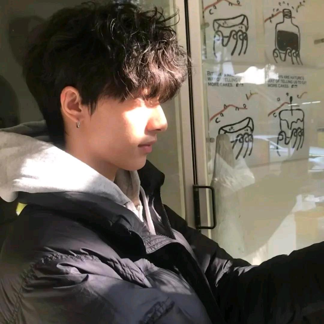 灰暗暗