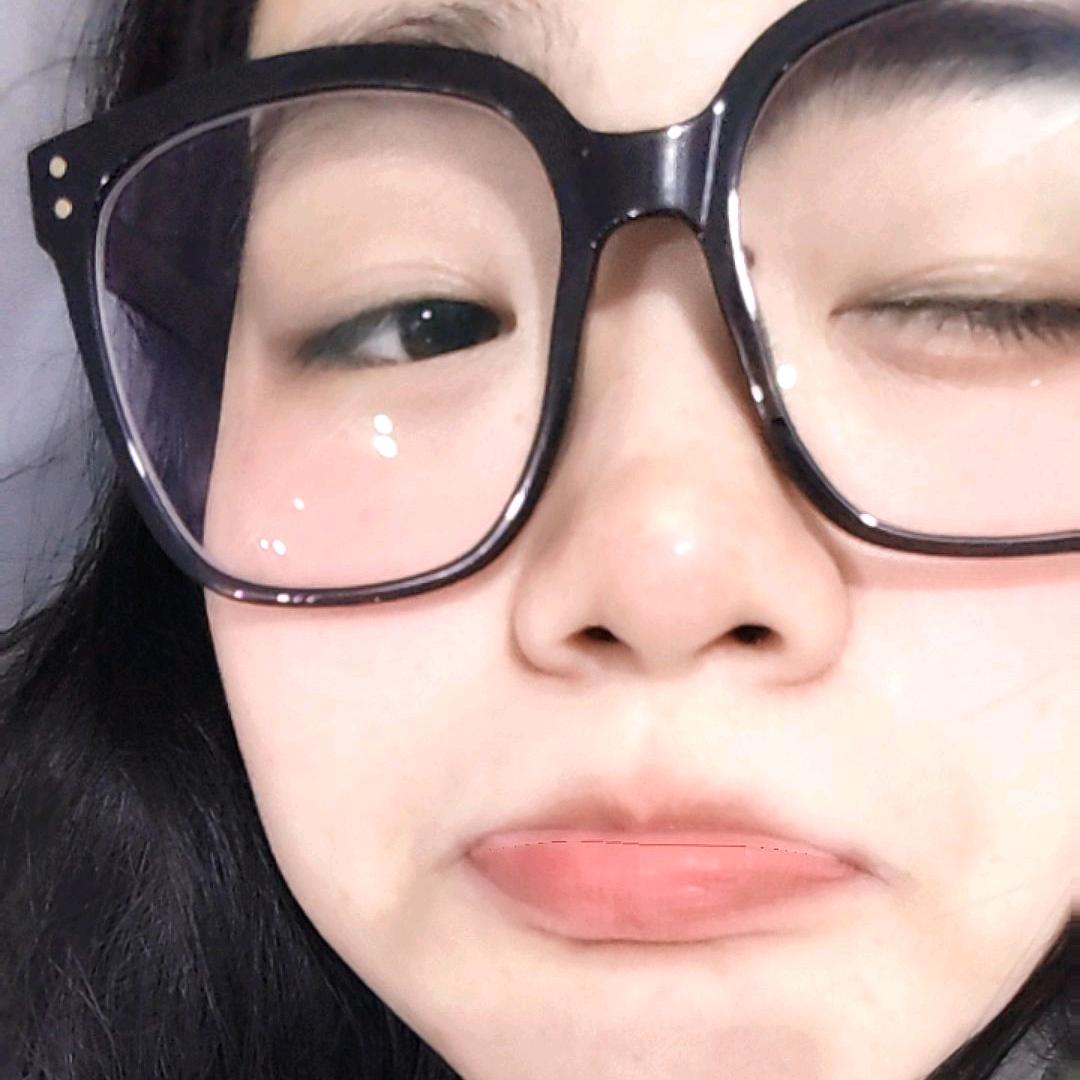 HhHh.7