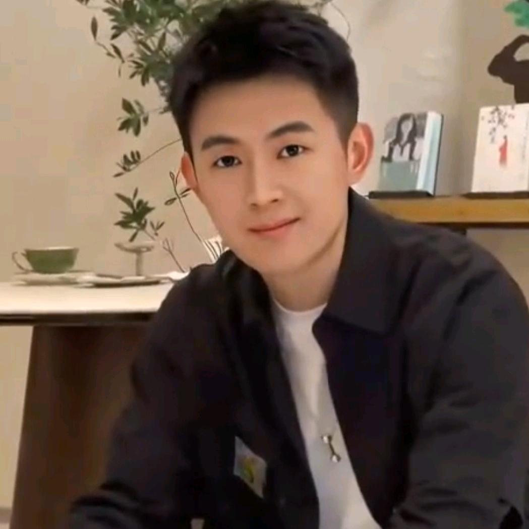 🌈风☄️之💥子🌈