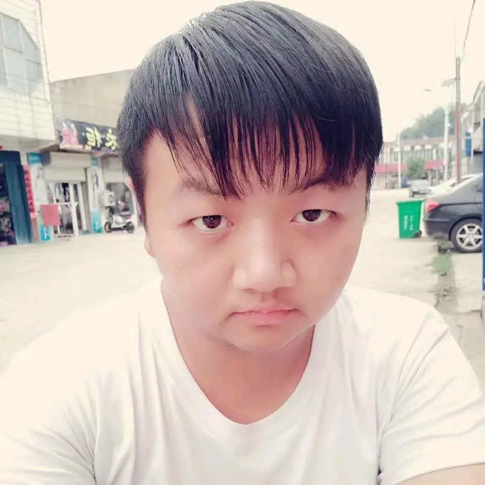 黄晨
