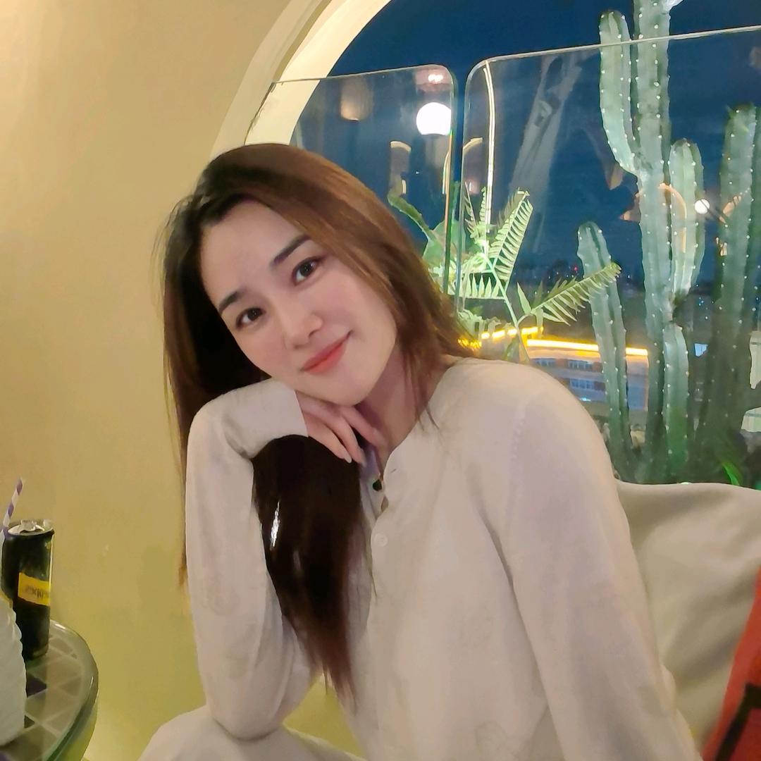 李慕霏