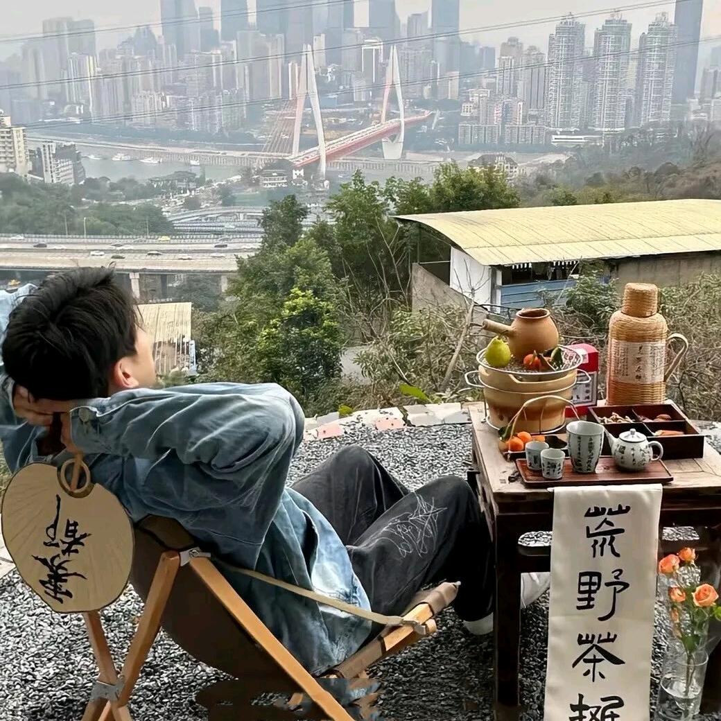 დ ✎﹏ 偏丶爱๑҉/