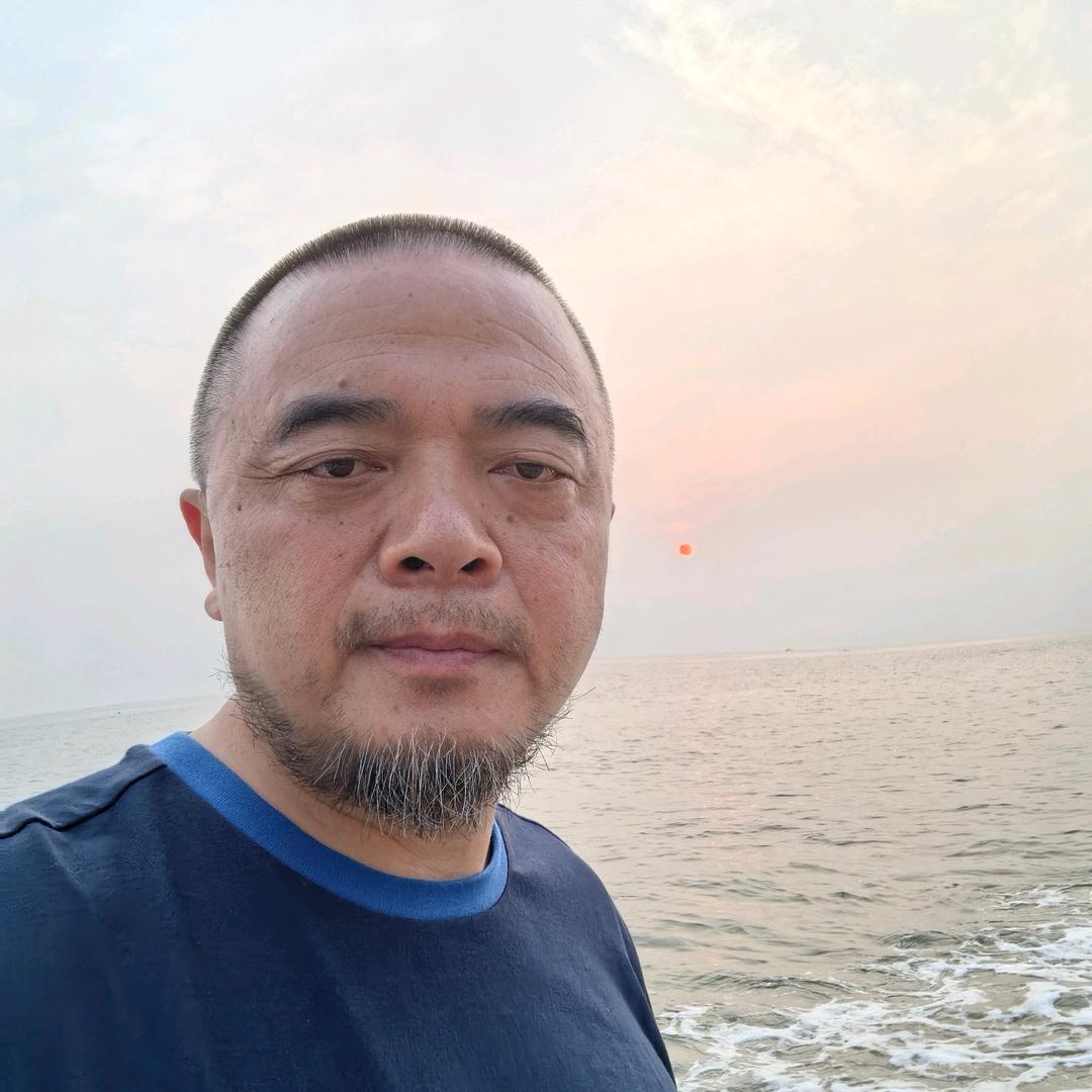 摩界老黄