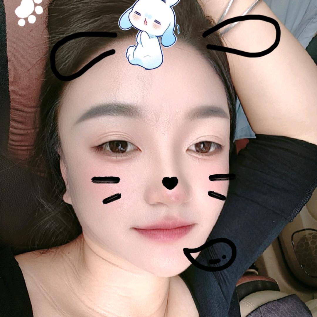 ╭╯把敷衍🥀当承诺╰╮