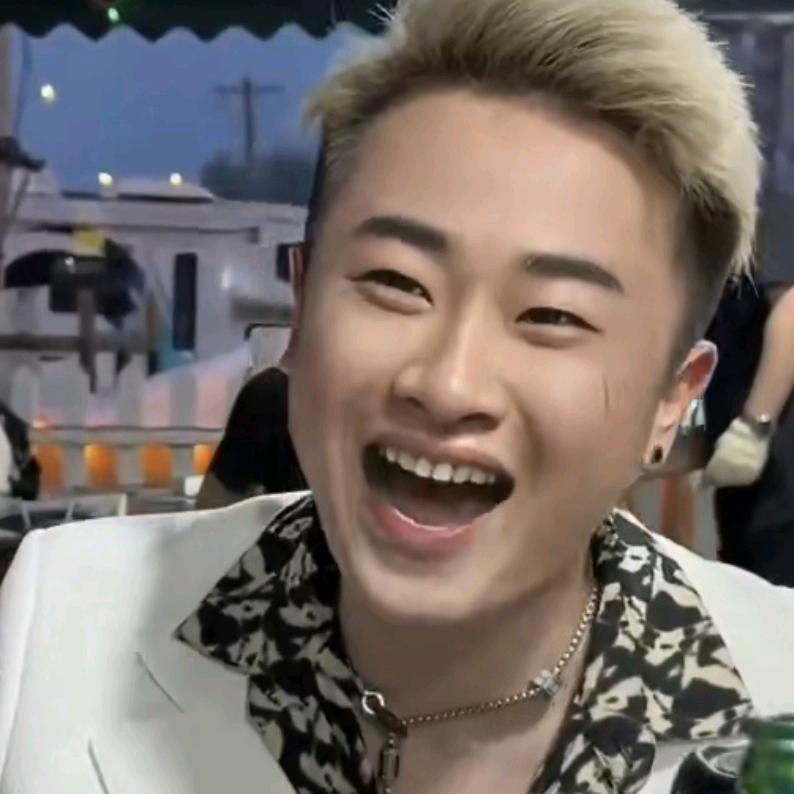 謀༓財༒先☆生༻