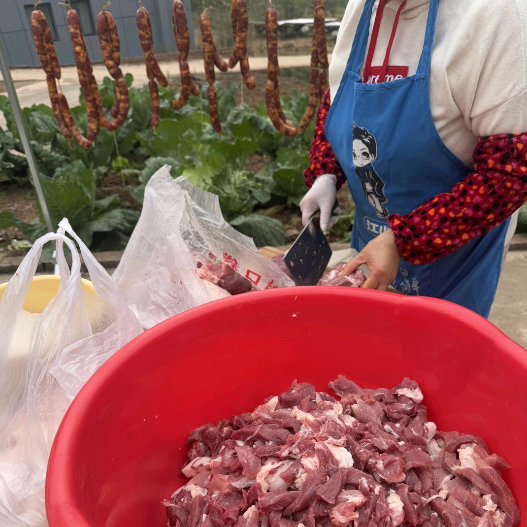 返乡卖香肠腊肉的8块腹肌1米8男大