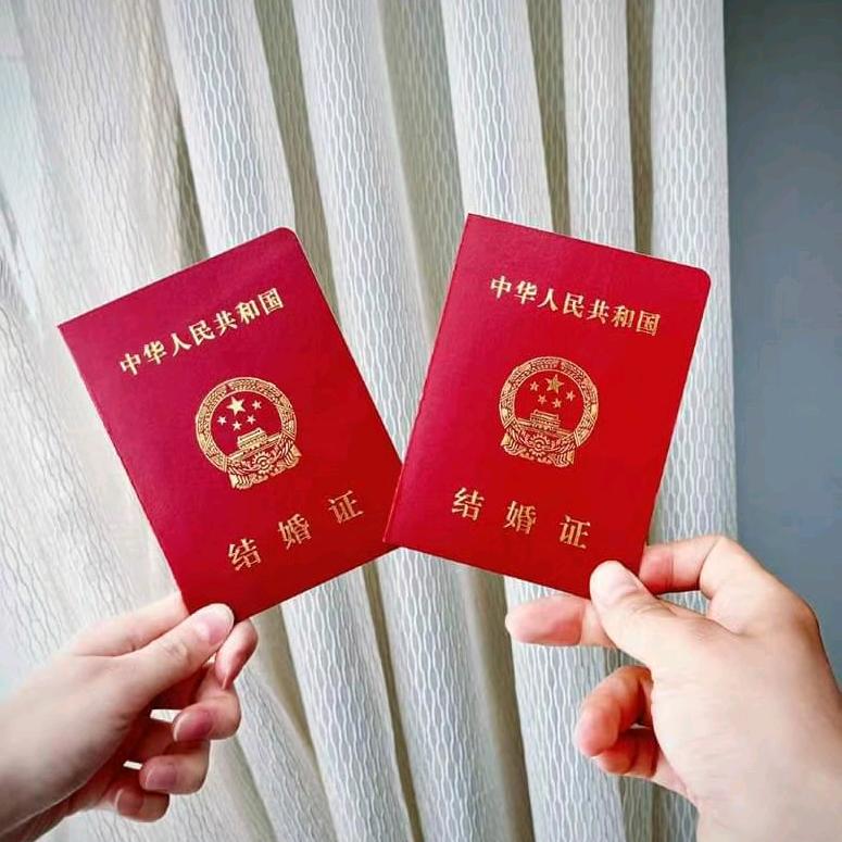 中国🇨🇳✈️🇭🇰✈️