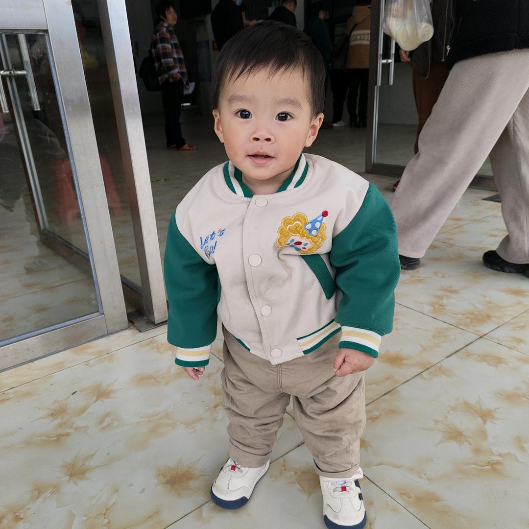 潘十亿