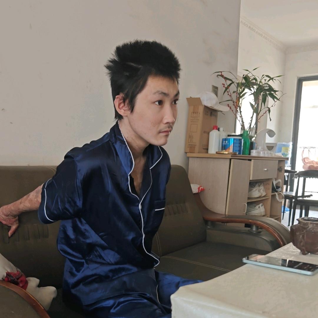 王景琦