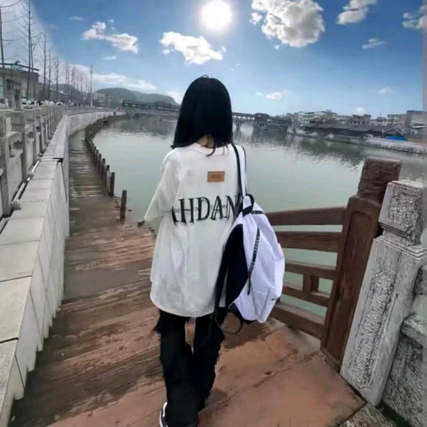 泪痣.
