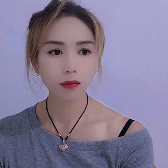 我现在一个人过，我自己想找一个能陪我到老