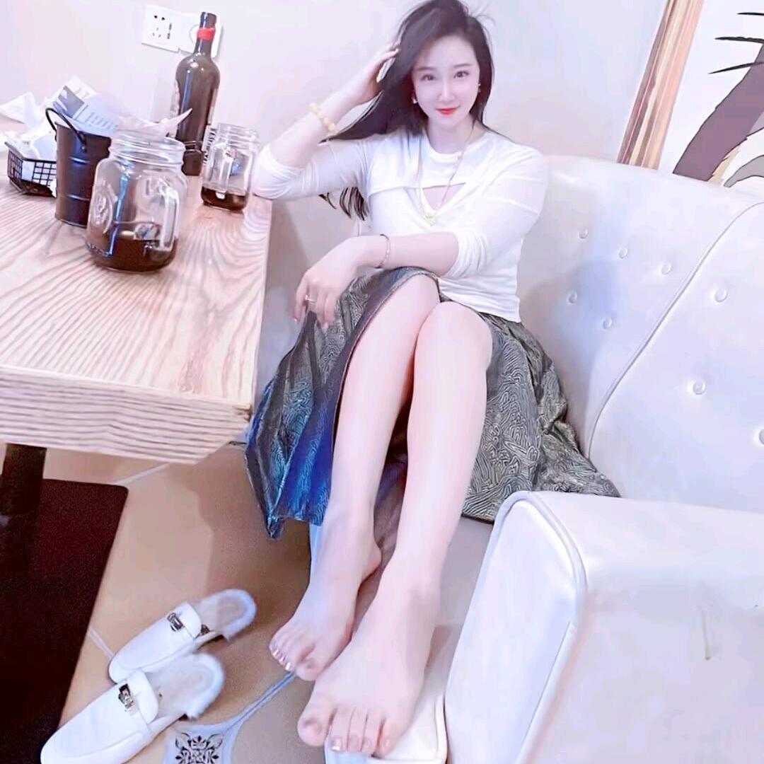 女王陛下👑