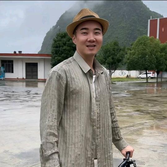 欧阳锋小火鸡开心大队