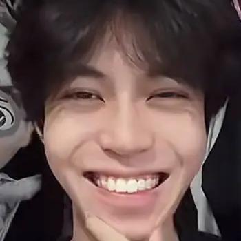 每天起床都会被自己帅死