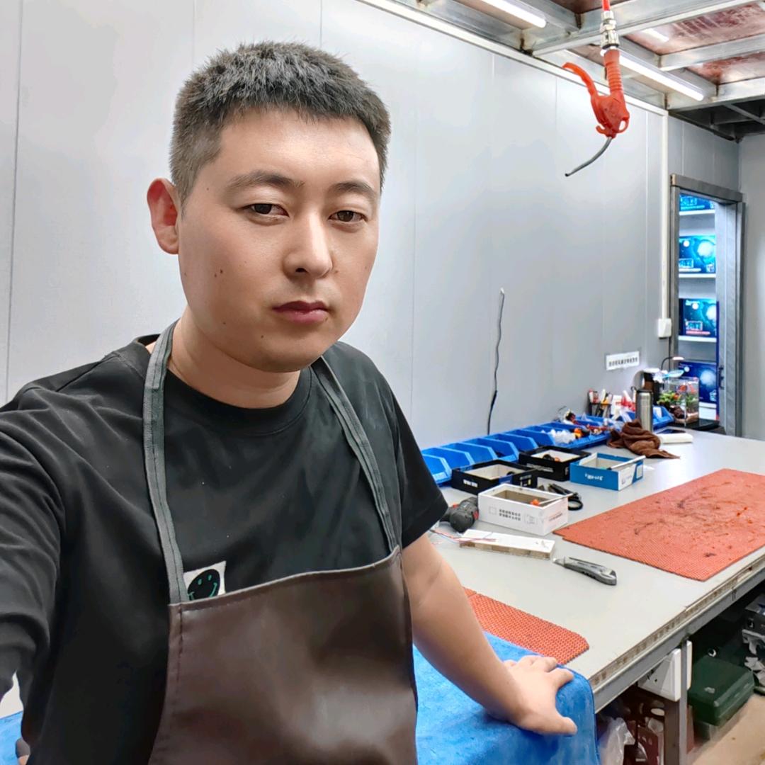 圣鑫耀小伟汽车灯光