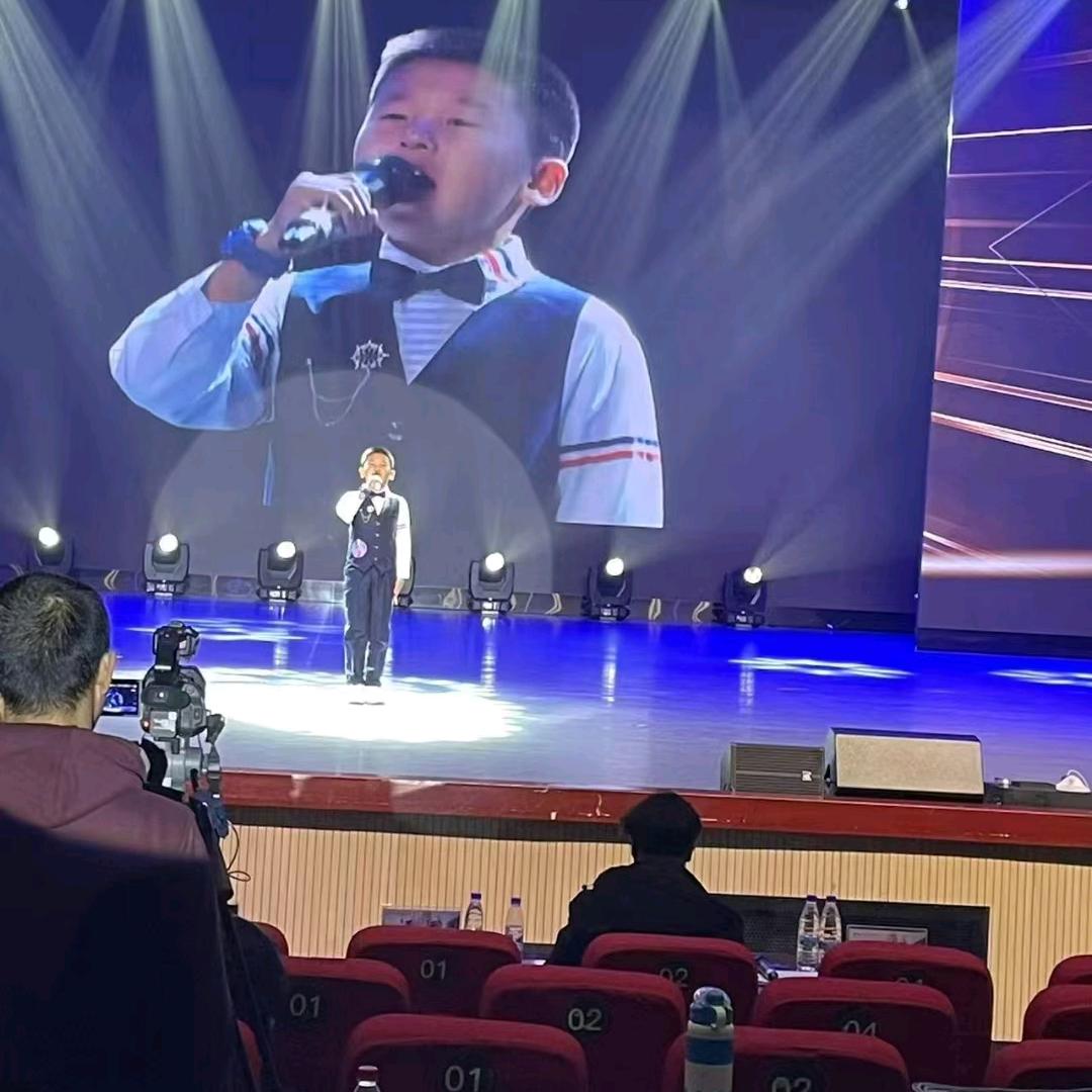 暖心首播（晚8.20）