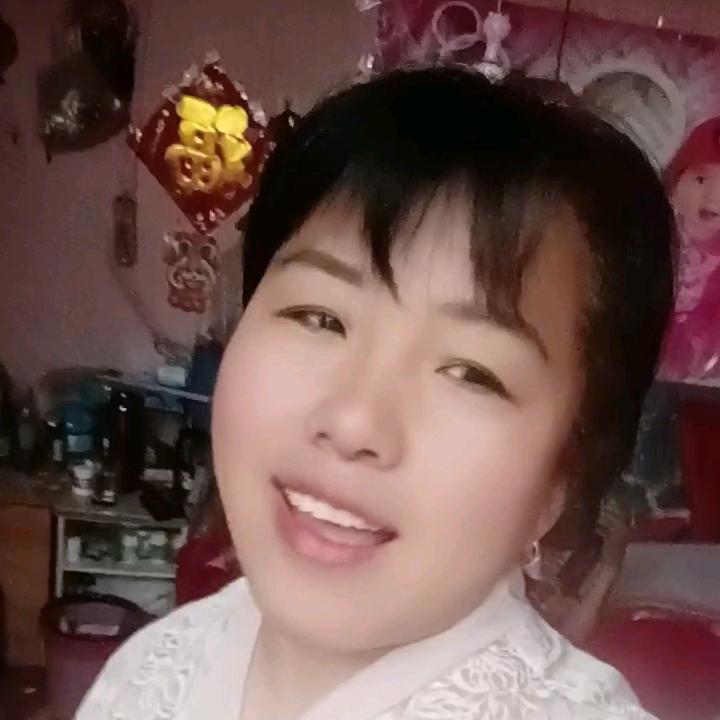 华