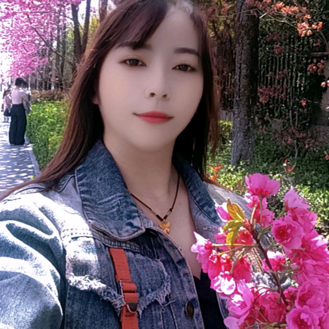 两个娃的妈