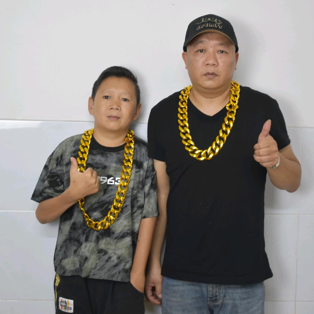 顺德光头华