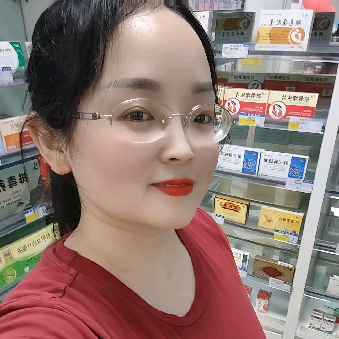 药店甜心妩媚
