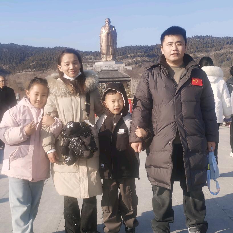 戌时 苇丛