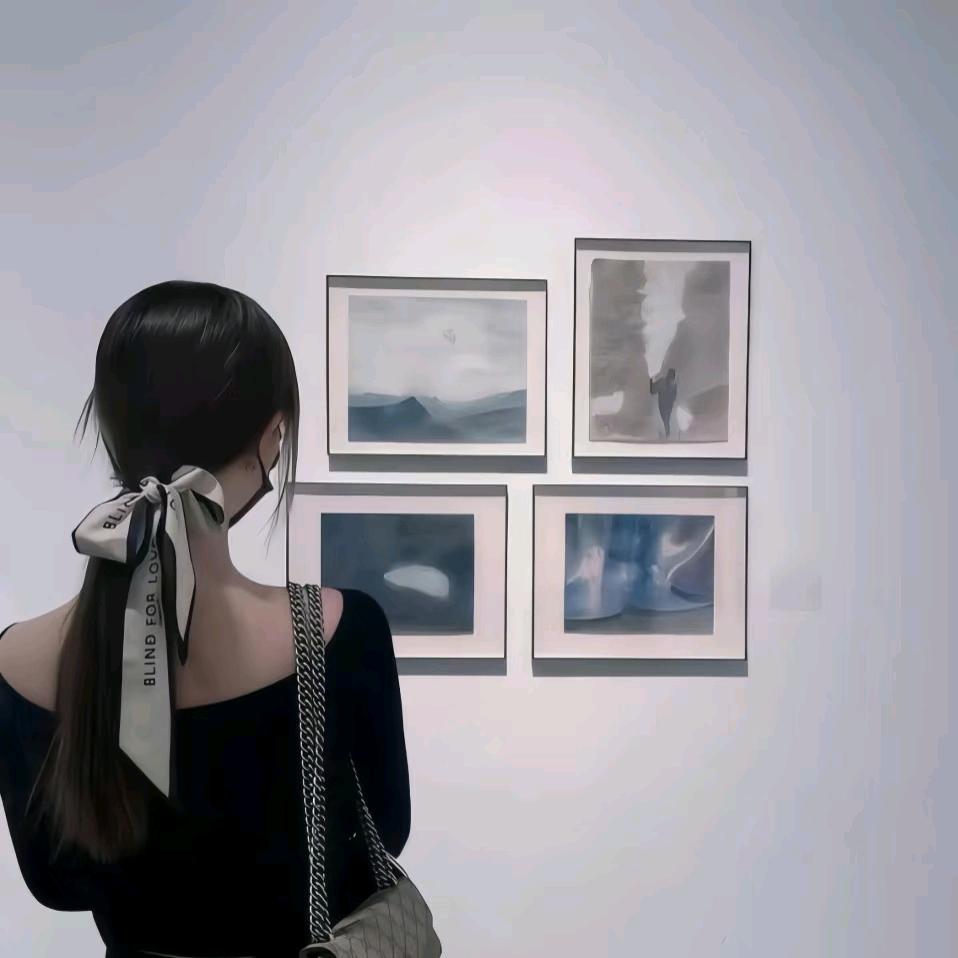 美佳穿搭