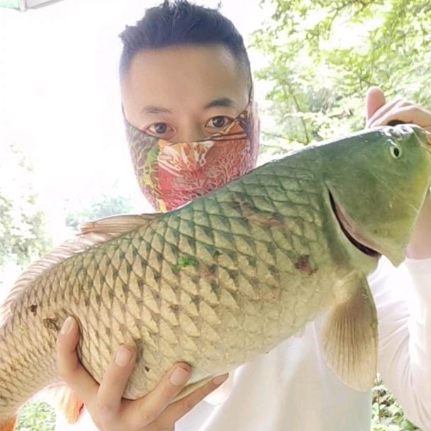 跃哥钓鱼