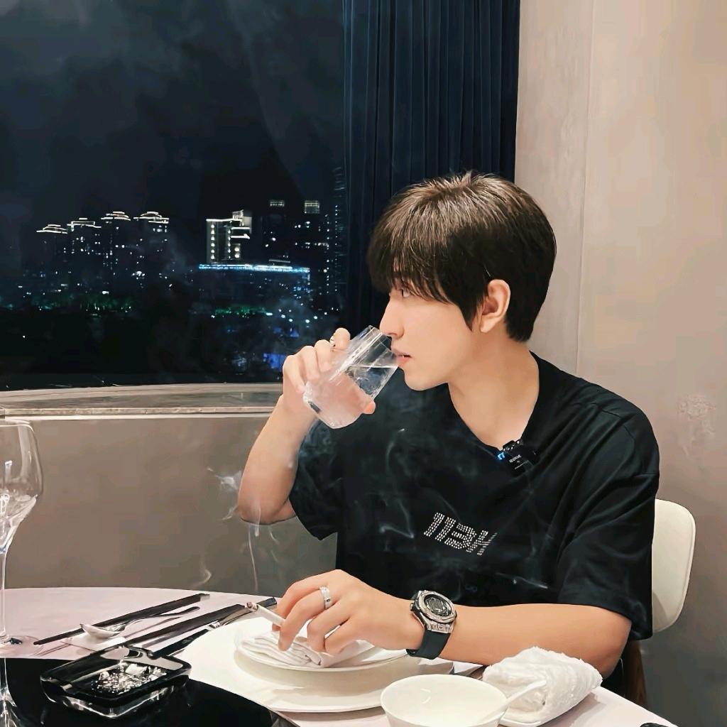JH