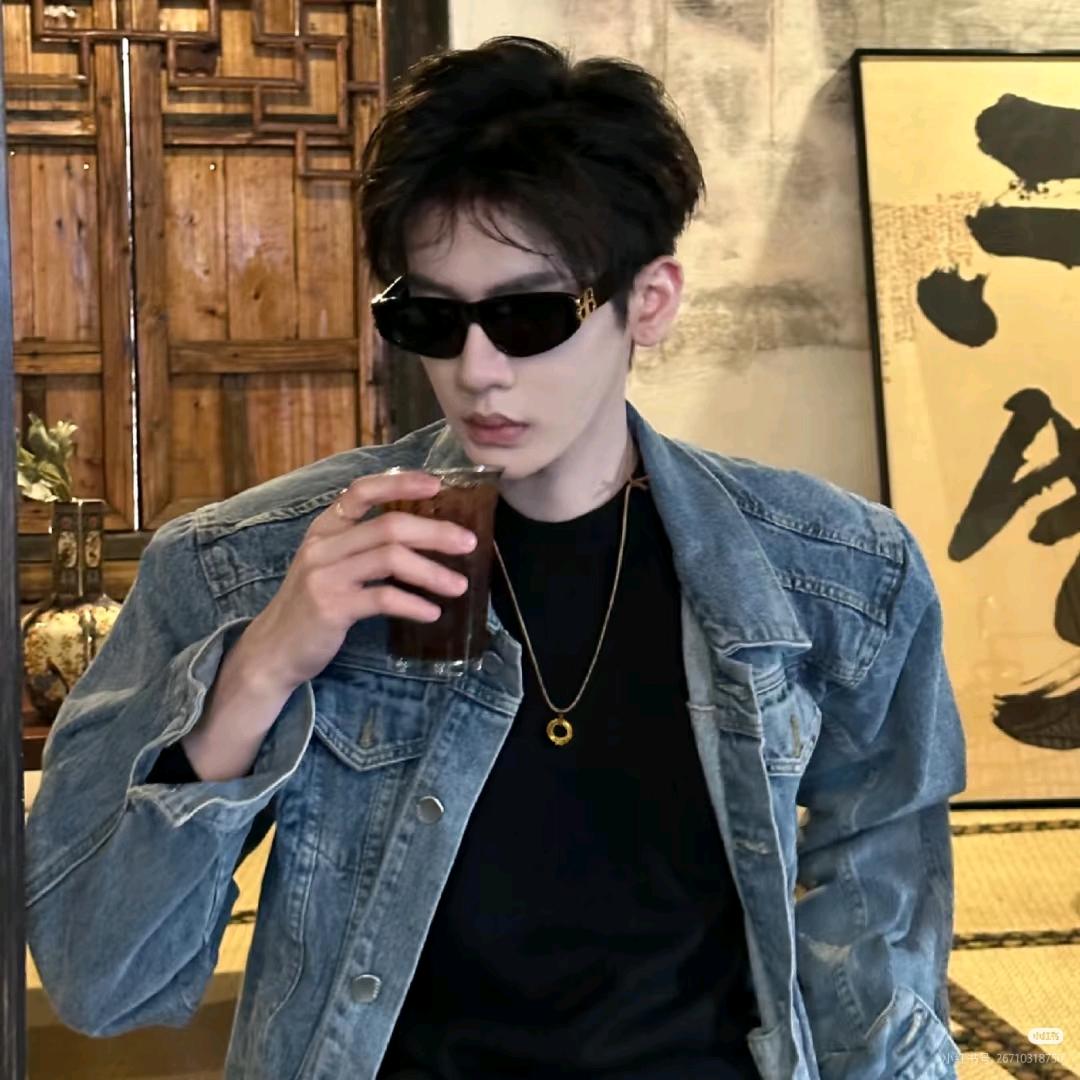 梓豪歌